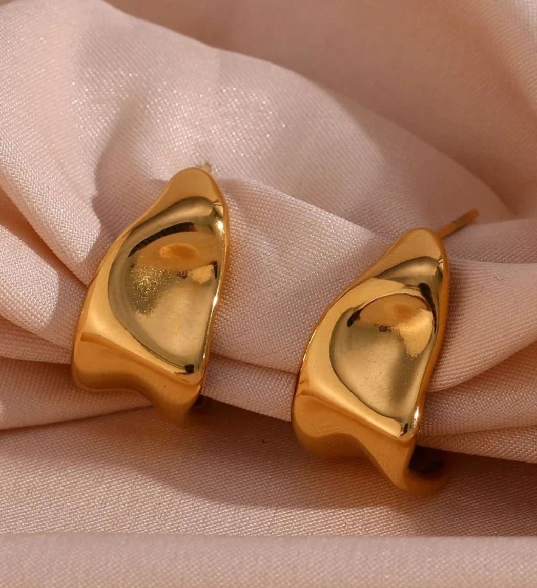 Özel Seri Düzensiz Geometrik Şekilli Küpe