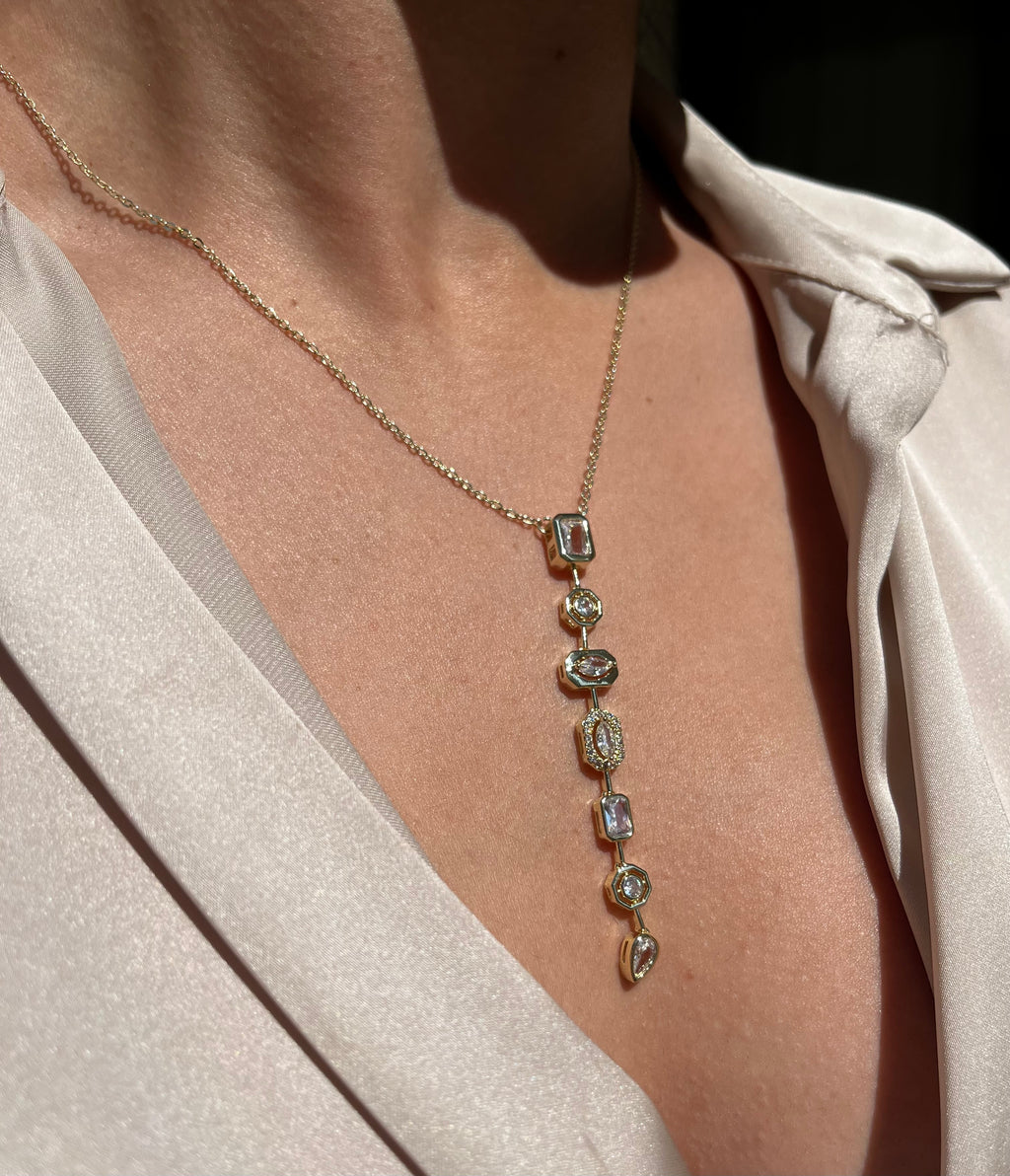 Yedi Element Y Kolye