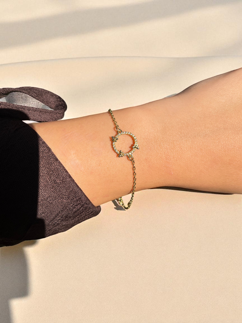 Zarif Zirkon Taşlı Halka Bileklik