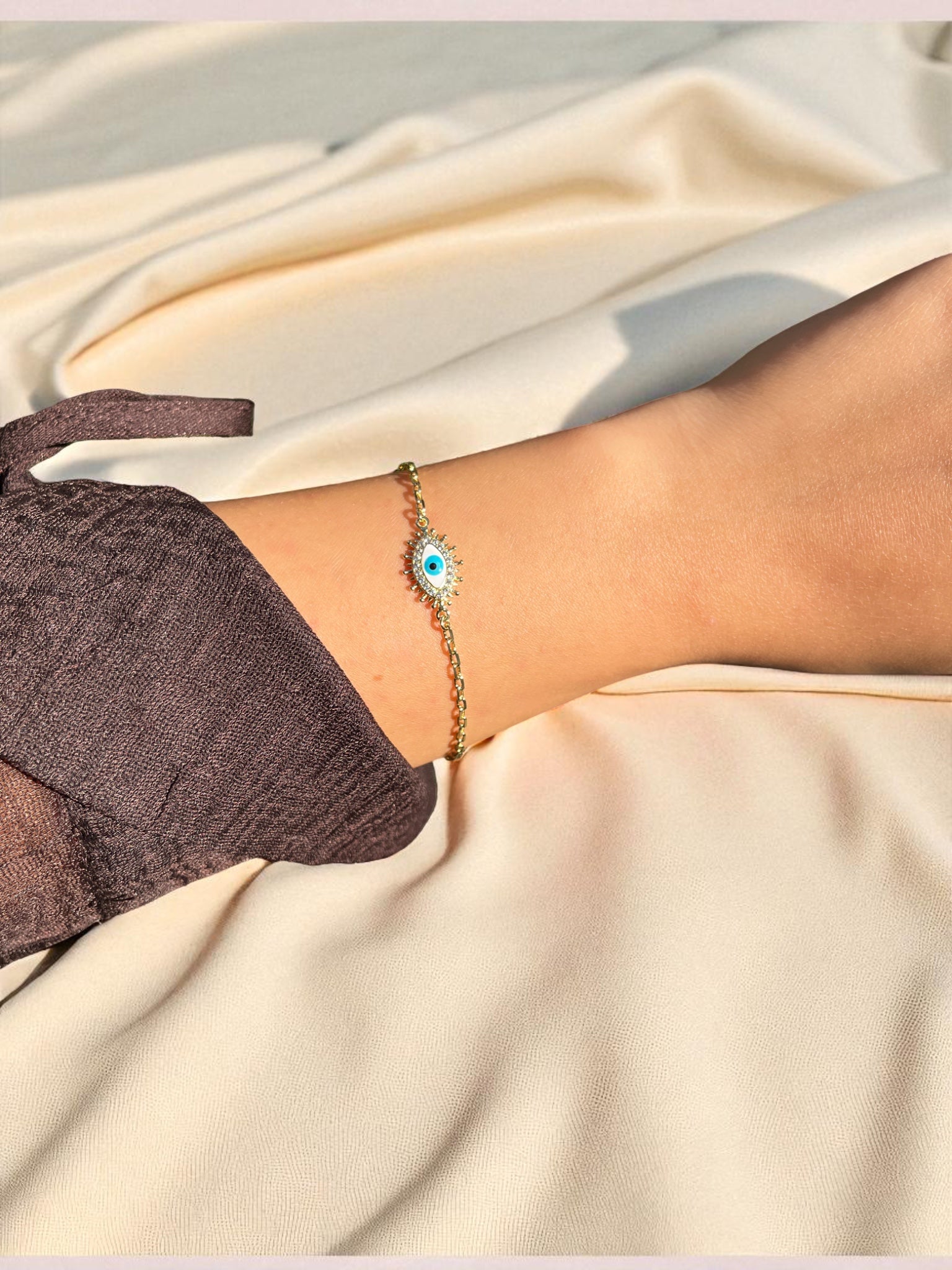 İnce Zarif Nazar Boncuklu Bileklik