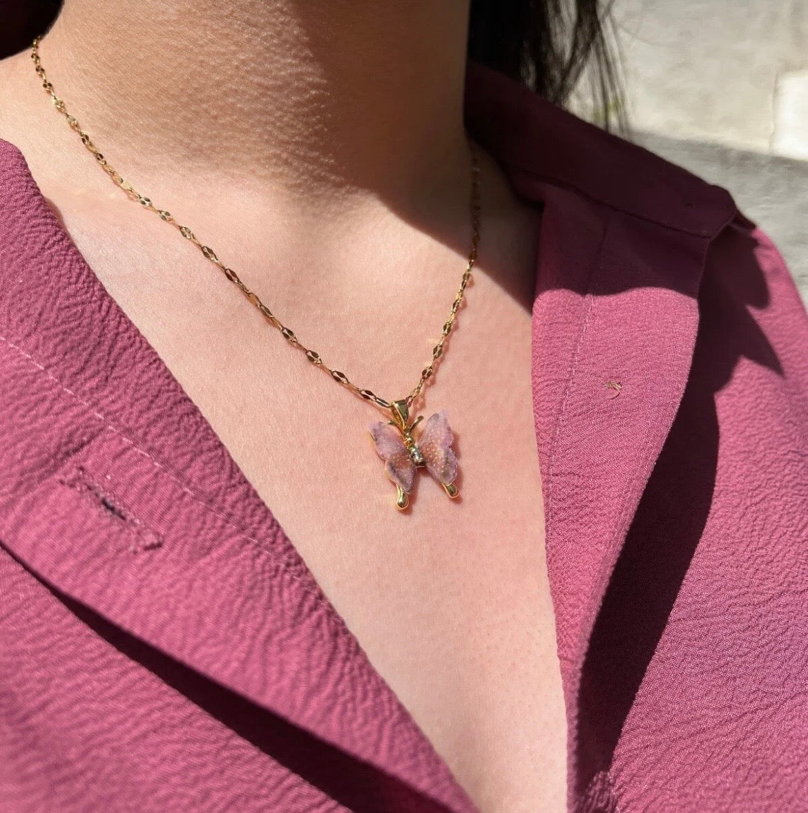 Çelik Zincirli Pembe Kelebek Kolye