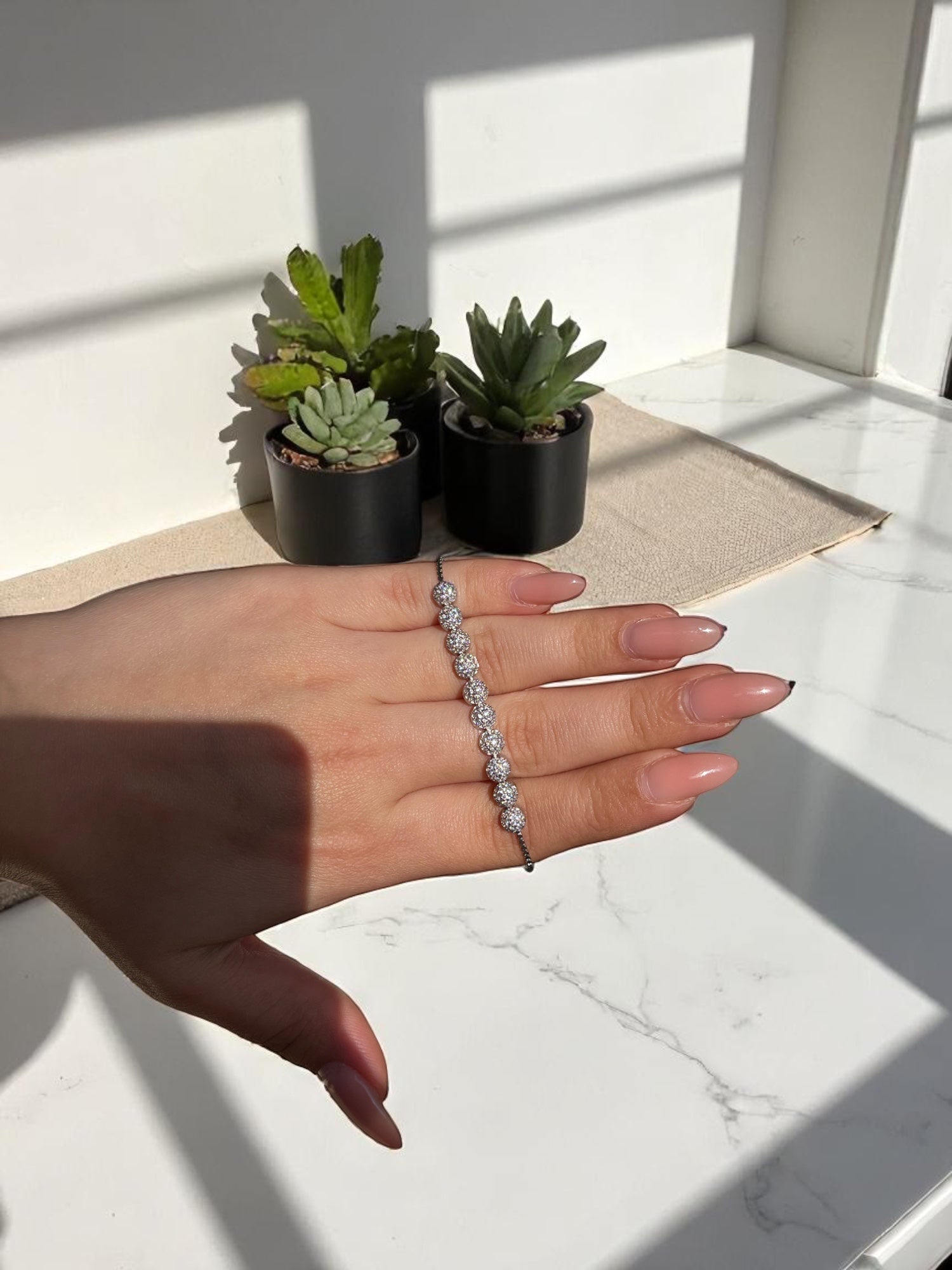 Ayarlanabilir Zirkon Taşlı Topçuk Model Bileklik