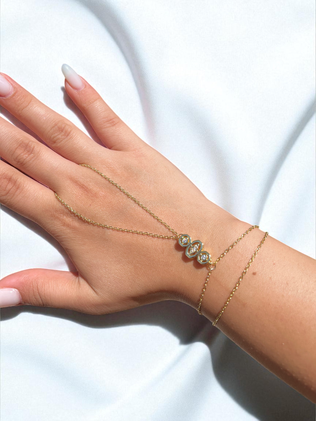 Zarif Damla Model Şahmeran