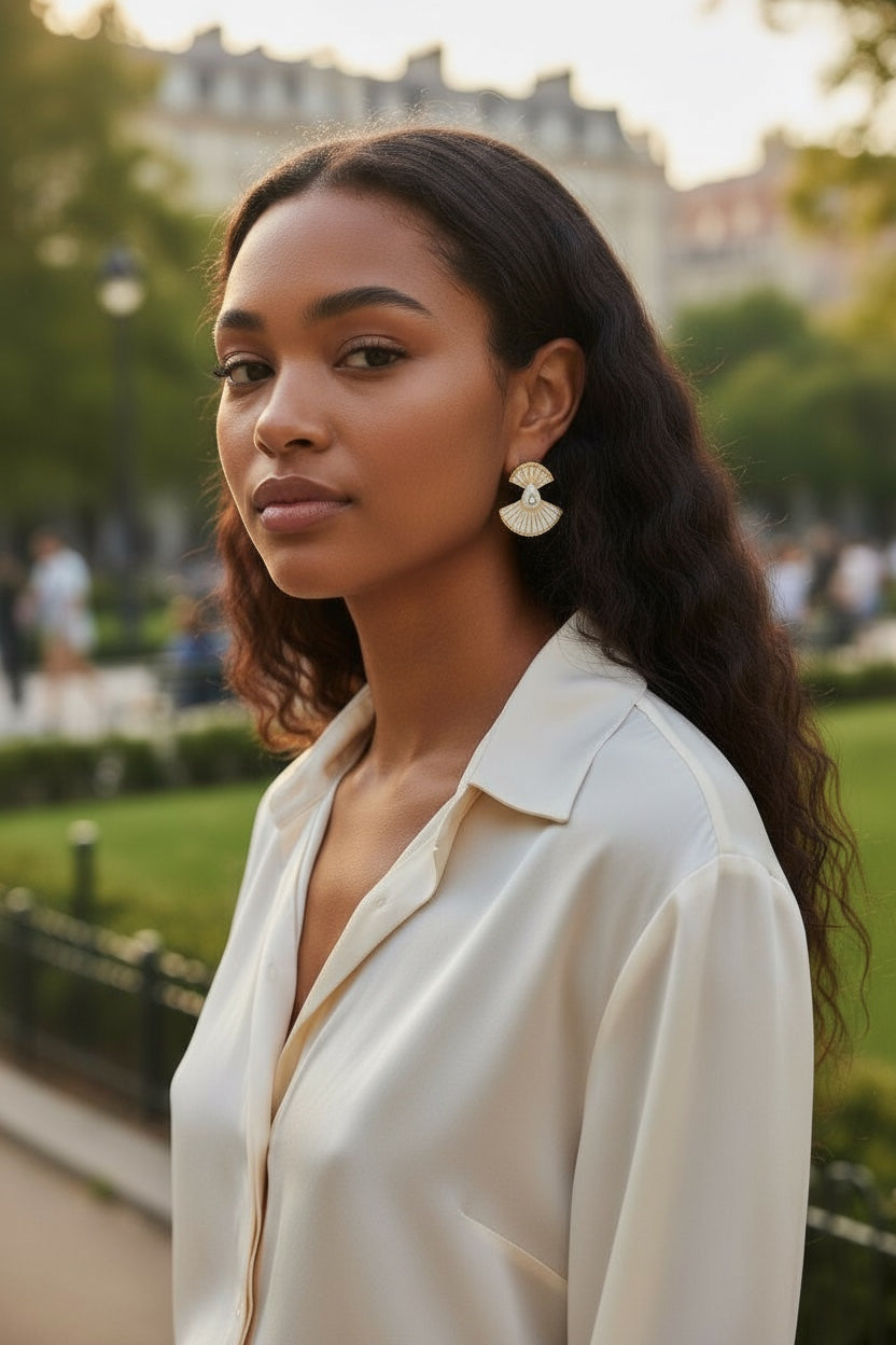 Yelpaze Formlu Zirkon Taşlı Küpe