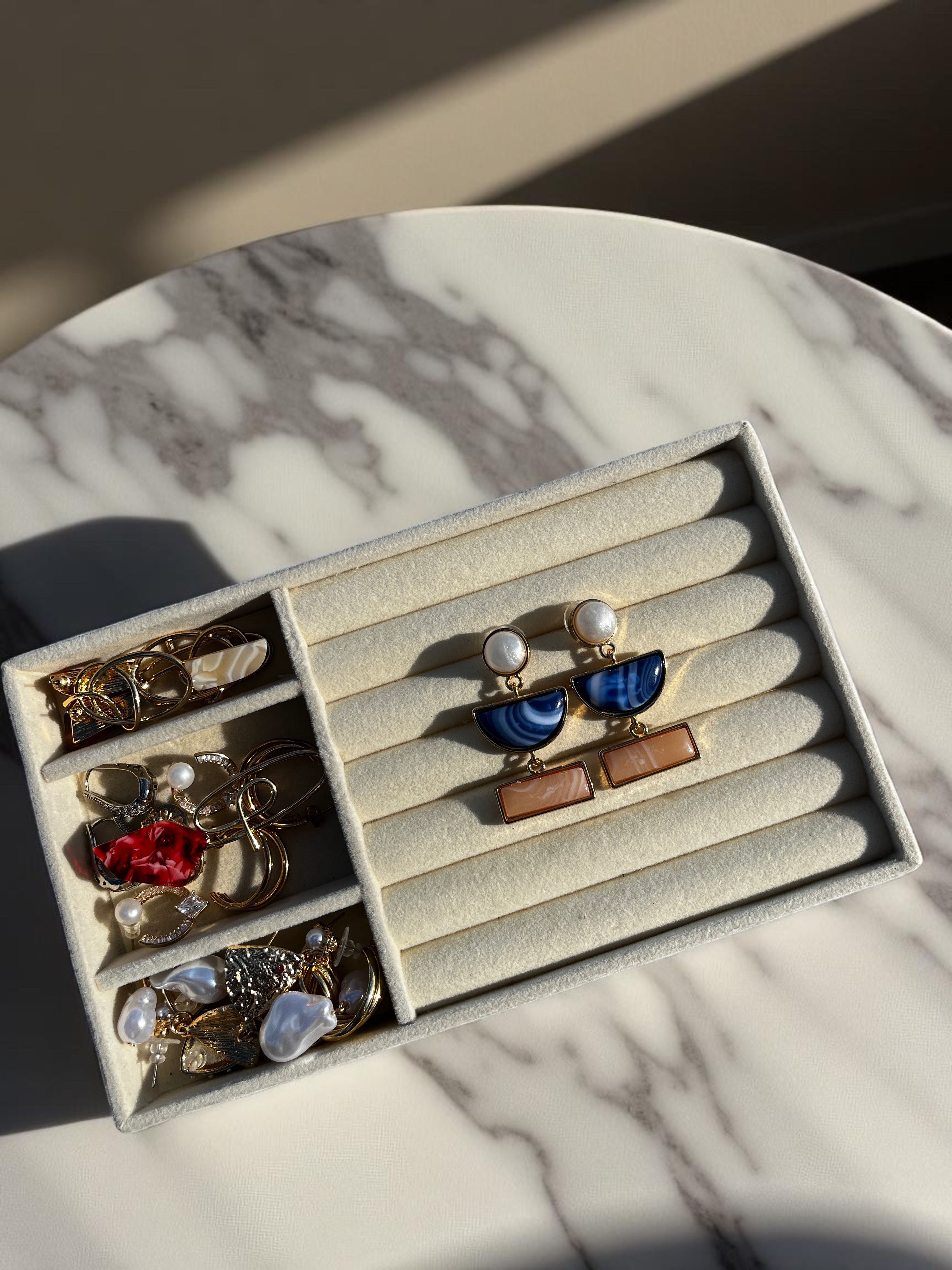 Mavi Kahve Renk Şık Tasarım Küpe